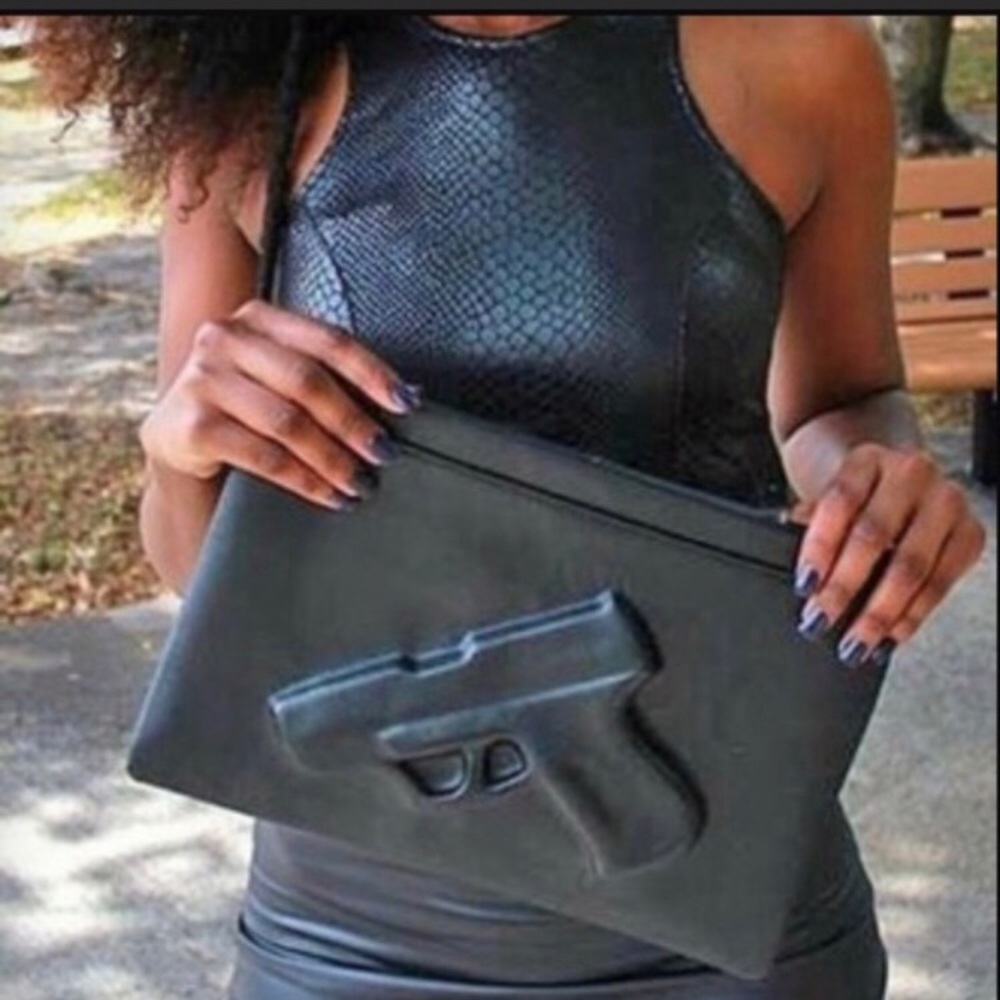 3 Gun Purse Bundle for @MeredithNewell - Picture 3 of 3